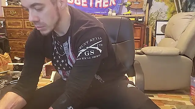 Snapshot of ScubaStevex chatting on 01-31-26, 08:51 ScubaStevex online show from 01-31-26, 08:51