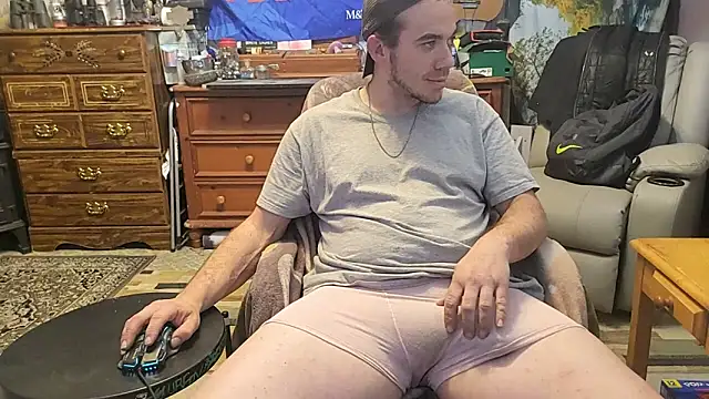 Snapshot of ScubaStevex chatting on 01-12-26, 09:27 ScubaStevex online show from 01-12-26, 09:27