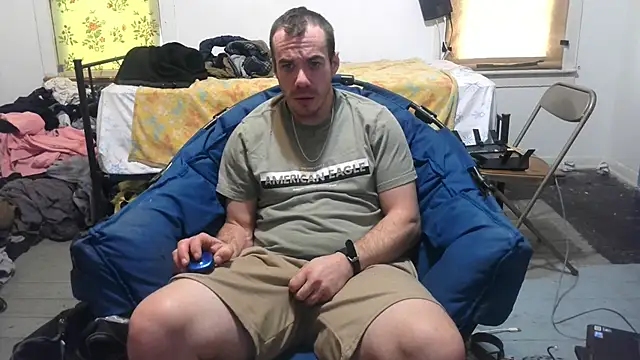 Snapshot of ScubaStevex chatting on 02-18-25, 07:52 ScubaStevex online show from 02-18-25, 07:52