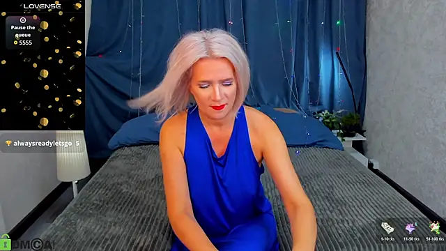 Luna  Lewis online show from 11-06-25, 09:13