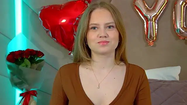 SelinSwarovski online show from 02-15-26, 04:39