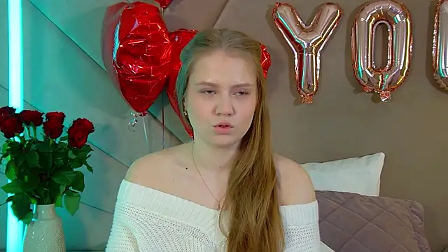 SelinSwarovski online show from 02-16-26, 04:49