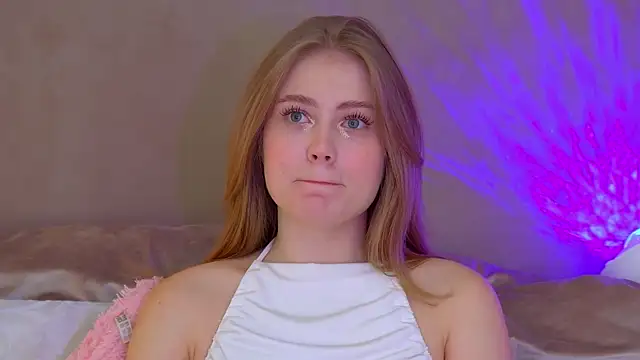 SelinSwarovski online show from 09-27-25, 04:02