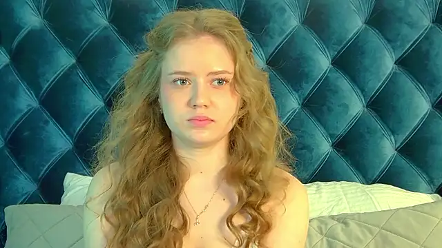 SelinSwarovski online show from 03-24-26, 04:40