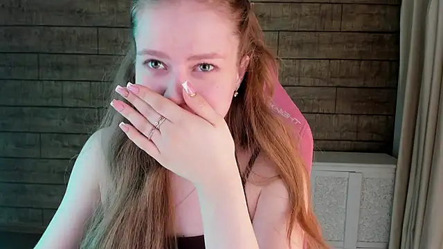 SelinSwarovski online show from 04-13-26, 03:38