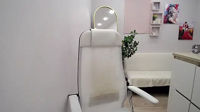 Milla Cutie18 online show from 02-04-26, 05:02