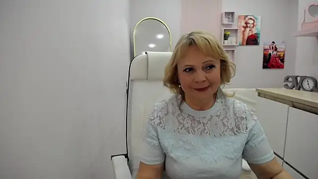 Milla Cutie18 online show from 04-01-26, 05:09