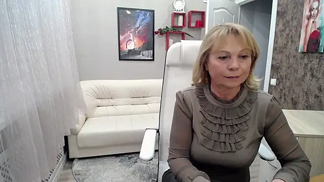 Milla Cutie18 online show from 03-12-25, 01:08