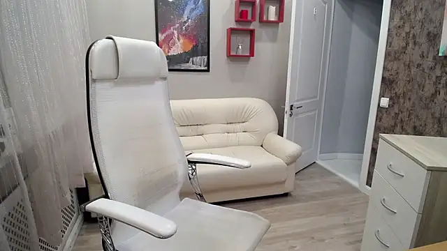 Milla Cutie18 online show from 10-29-25, 05:06