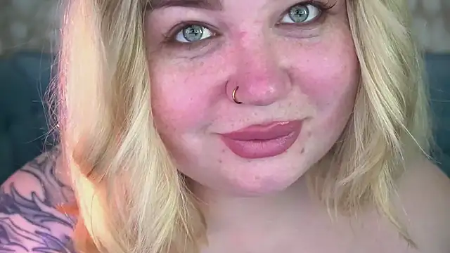 ZaraReignn online show from 04-14-26, 08:14