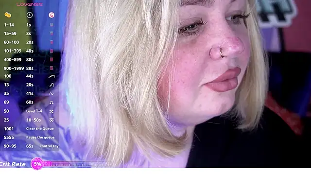 Snapshot of ZaraReignn chatting on 02-04-26, 08:48 ZaraReignn online show from 02-04-26, 08:48