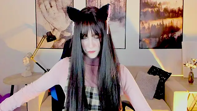 LuxRayi online show from 01-28-25, 06:17