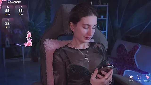 LuxRayi online show from 01-14-26, 05:55