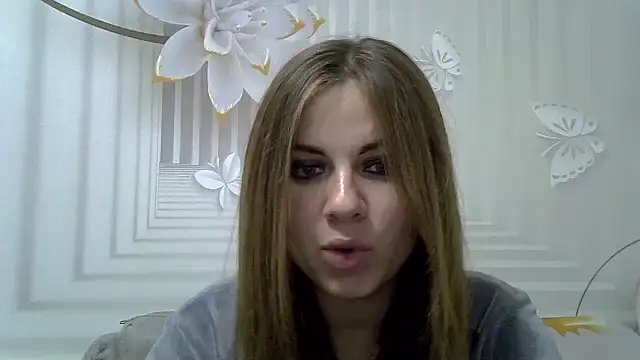 Snapshot of TinaFun4u chatting on 12-01-25, 08:32 TinaFun4u online show from 12-01-25, 08:32