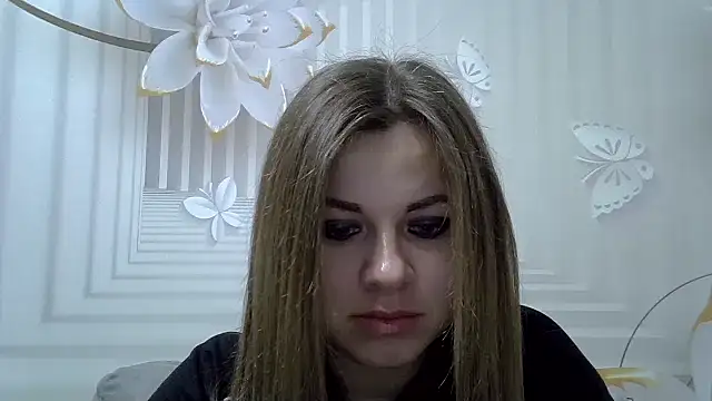 Snapshot of TinaFun4u chatting on 01-09-26, 09:00 TinaFun4u online show from 01-09-26, 09:00