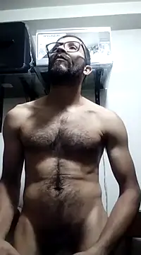 Snapshot of hairyserious chatting on 12-28-24, 03:37 hairyserious online show from 12-28-24, 03:37