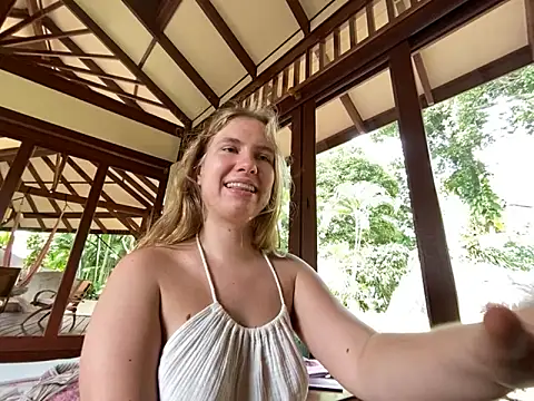 fluffy bunnyxxx online show from 02-10-25, 04:41