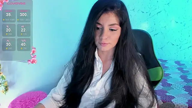 Snapshot of elissa_iris chatting on 09-23-25, 02:29 elissa iris online show from 09-23-25, 02:29