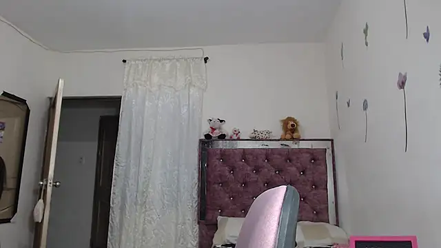 Snapshot of jaky_reyes chatting on 03-22-25, 01:43 jaky reyes online show from 03-22-25, 01:43