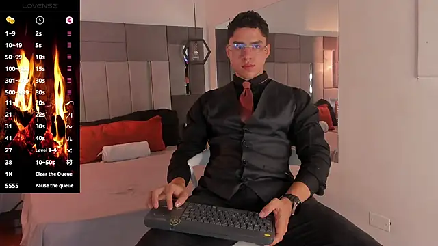 LiamNovak online show from 11-27-25, 12:49