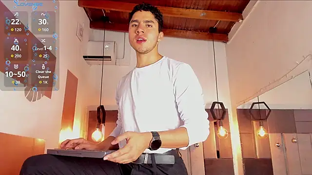 LiamNovak online show from 12-19-25, 11:56