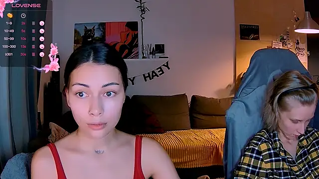 KatiKate online show from 11-12-25, 03:16