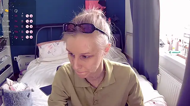 Snapshot of KatiKate chatting on 05-12-26, 11:38 KatiKate online show from 05-12-26, 11:38