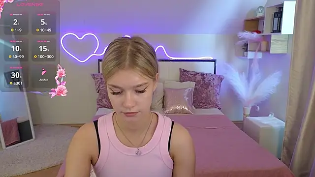 Snapshot of BattyMelody chatting on 06-08-26, 10:16 BattyMelody online show from 06-08-26, 10:16