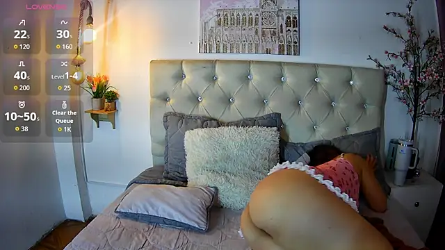 ShyVibes  online show from 02-11-26, 07:58