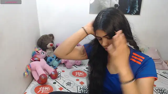 Snapshot of Pocahontas_Princess_ chatting on 06-04-26, 04:00 Pocahontas Princess online show from 06-04-26, 04:00