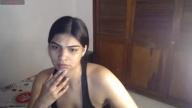 Pocahontas Princess  online show from 11-05-25, 03:09