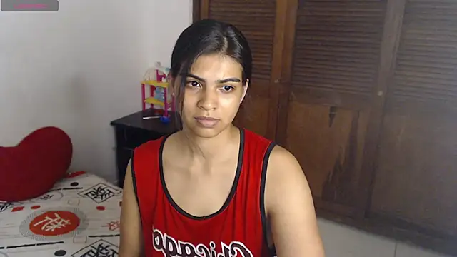 Snapshot of Pocahontas_Princess_ chatting on 05-18-26, 03:50 Pocahontas Princess online show from 05-18-26, 03:50