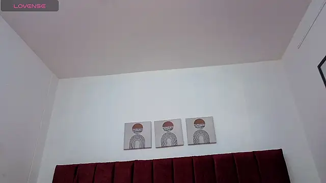 selena castillo online show from 09-24-25, 07:53