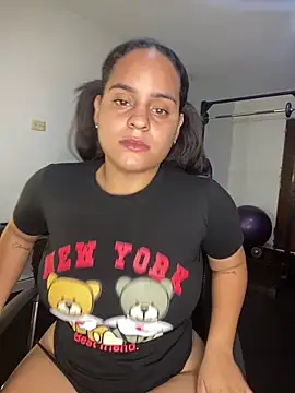 Violetrousse online show from 10-04-25, 04:41