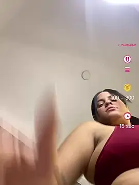 Snapshot of Violetrousse chatting on 07-10-26, 02:50 Violetrousse online show from 07-10-26, 02:50