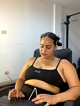 Violetrousse online show from 09-17-25, 07:05