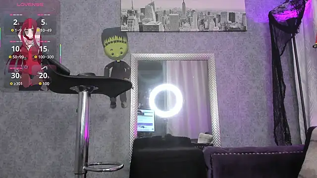  kitty wuichis online show from 10-28-25, 04:35