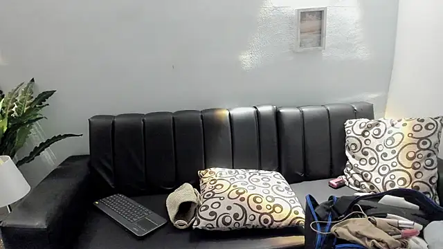 Mia petite01 online show from 11-15-25, 10:47