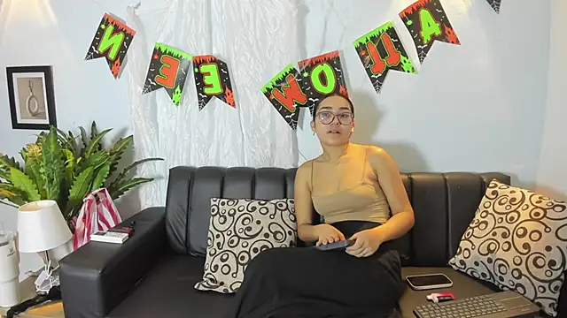 Mia petite01 online show from 11-02-25, 10:04