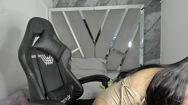 Mia petite01 online show from 04-03-26, 09:21