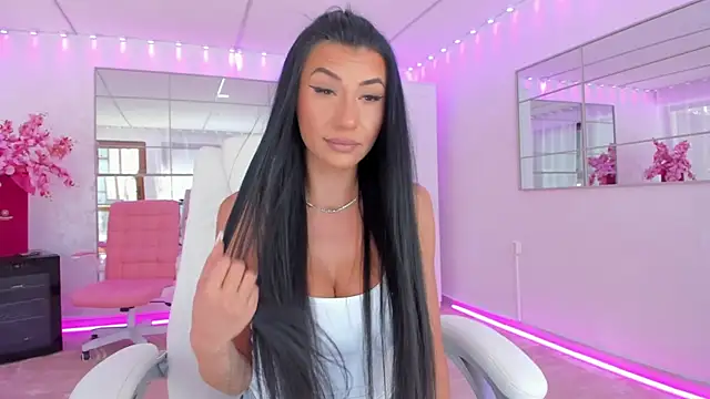 Snapshot of missdiamond_ chatting on 04-28-26, 07:46 missdiamond online show from 04-28-26, 07:46