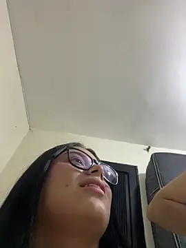 alissonfernandez  online show from 07-17-26, 12:19