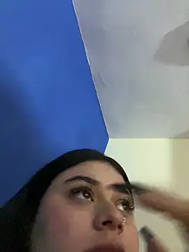 alissonfernandez  online show from 03-08-26, 12:27