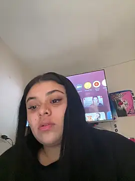 alissonfernandez  online show from 06-25-26, 07:52
