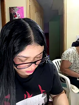 alissonfernandez  online show from 11-13-25, 10:13