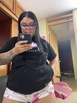 alissonfernandez  online show from 10-31-25, 12:51