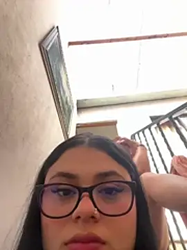 Snapshot of alissonfernandez_ chatting on 05-24-26, 06:41 alissonfernandez online show from 05-24-26, 06:41