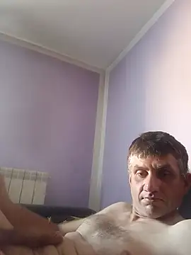 Snapshot of Gotowy40 chatting on 06-27-26, 04:13 Gotowy40 online show from 06-27-26, 04:13