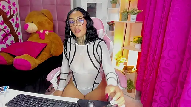 Snapshot of Lovely_celeste chatting on 06-02-26, 03:12 Lovely celeste online show from 06-02-26, 03:12