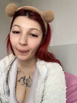 Snapshot of Alissa_kiss chatting on 03-02-25, 11:41 Alissa kiss online show from 03-02-25, 11:41